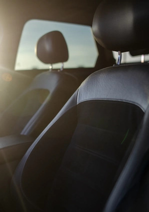 Ford Mondeo cena 30900 przebieg: 297000, rok produkcji 2012 z Łódź małe 781